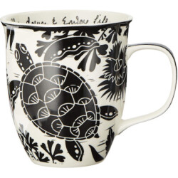 Look forward to your daily beverage with this beautiful sea turtle coffee mug. Featuring a unique feel-good print that's guaranteed to positively jump-start the day or end the night.